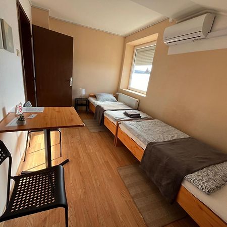 Apartamento Sobe Zoka Subotica Exterior foto