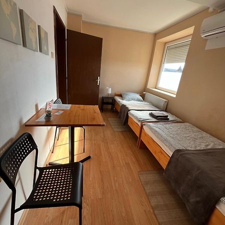 Apartamento Sobe Zoka Subotica Exterior foto