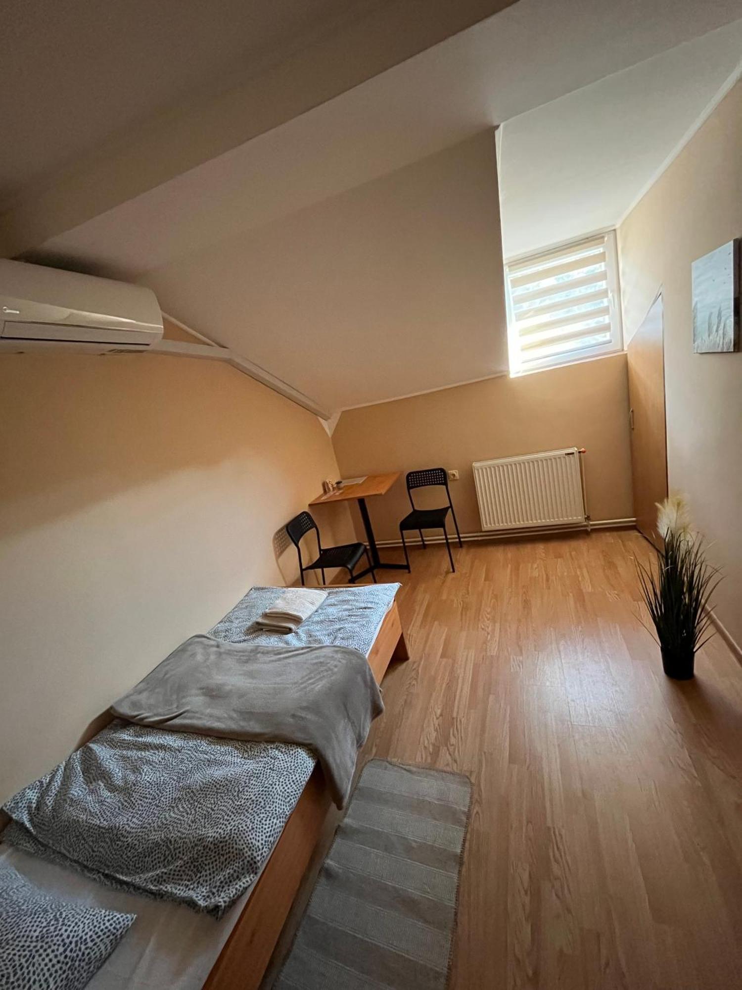 Apartamento Sobe Zoka Subotica Exterior foto