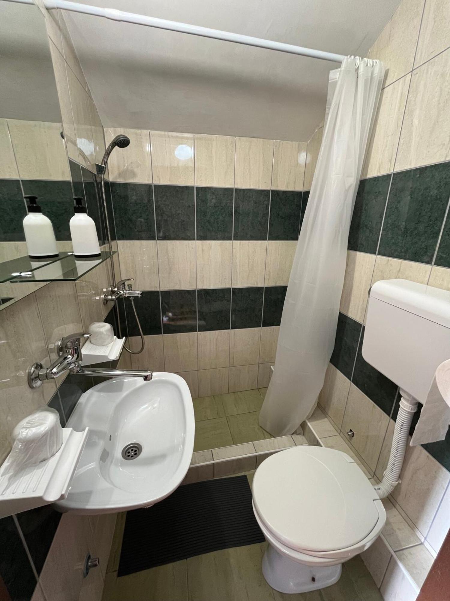 Apartamento Sobe Zoka Subotica Exterior foto
